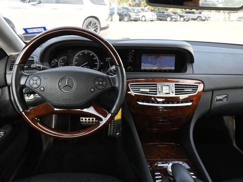 Used 2012 Mercedes-Benz CL 550 CL 550 image 9