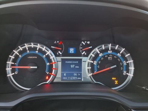 Used 2016 Toyota 4Runner Limited image 32