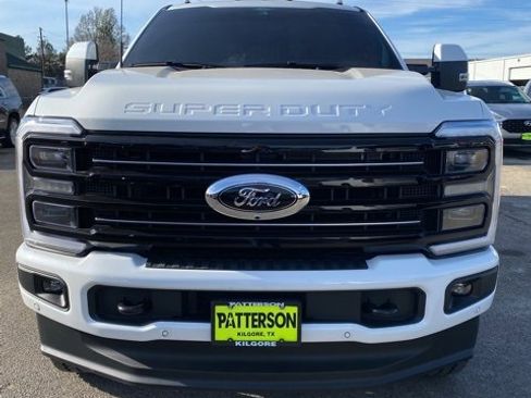 Used 2025 Ford F250 Platinum image 7