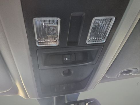 Used 2017 RAM 3500 Laramie image 27