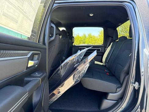 New 2026 RAM 1500 4x4 Crew Cab image 16