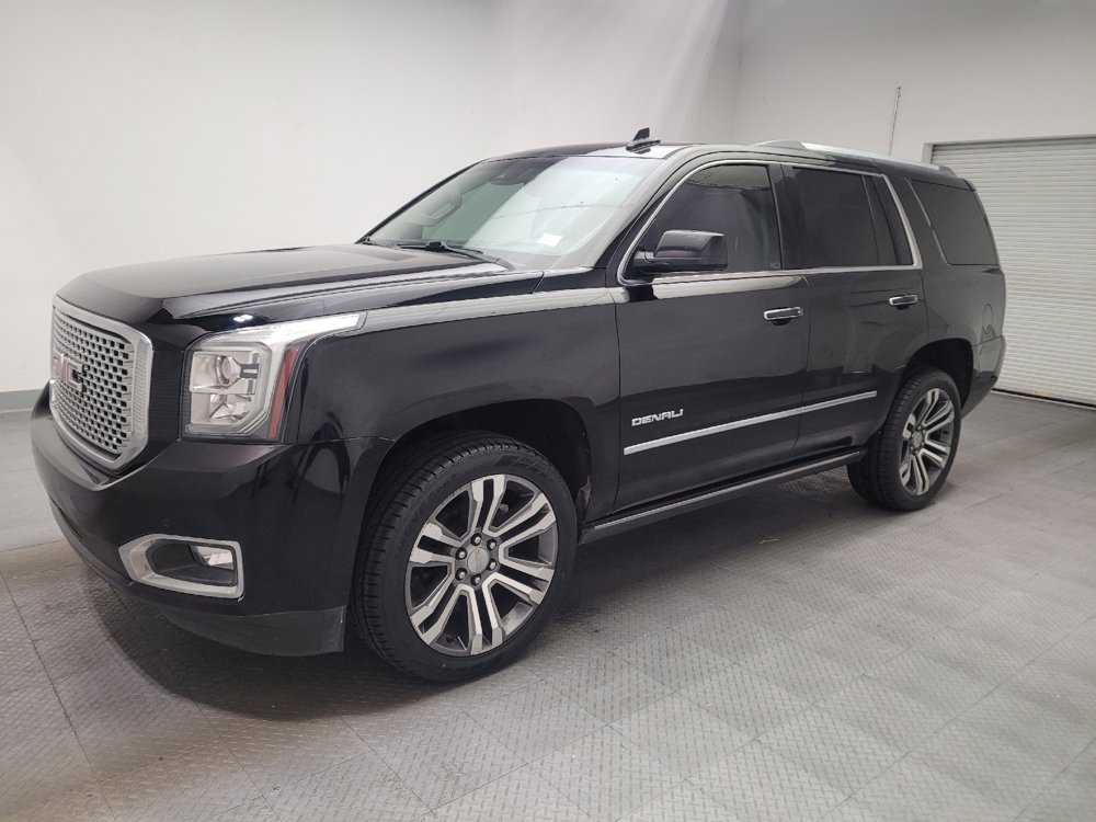 Used 2017 GMC Yukon Denali w/ Open Road Package AWD/4WD image 2