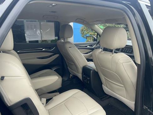 Used 2019 Buick Enclave Premium AWD/4WD image 16