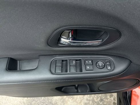 Used 2020 Honda HR-V Sport image 15