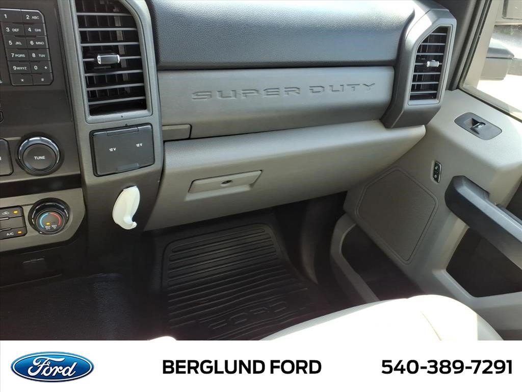 Used 2019 Ford F550 2WD Regular Cab Super Duty image 31