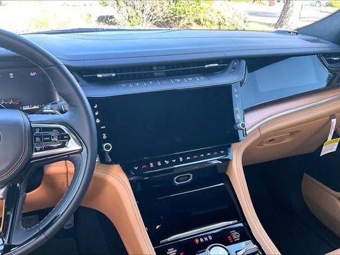 New 2026 Jeep Grand Cherokee Summit w/ Obsidian Package AWD/4WD image 6