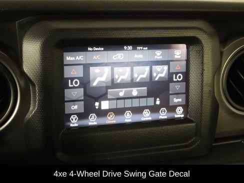 Used 2023 Jeep Wrangler Unlimited w/ Cold Weather Group AWD/4WD image 29