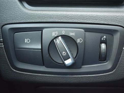 Used 2020 BMW X1 xDrive28i w/ Convenience Package AWD/4WD image 16