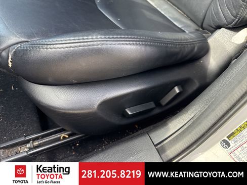 Used 2018 MAZDA MAZDA3 Touring image 14