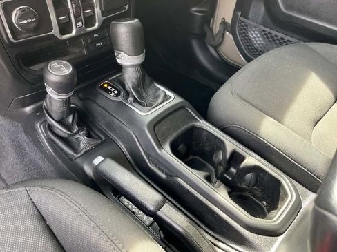 Used 2020 Jeep Gladiator Sport w/ Quick Order Package 24S image 31