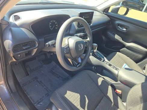 Used 2025 Honda HR-V LX image 16