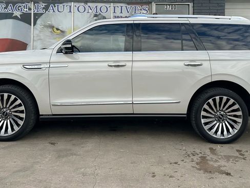 Used 2019 Lincoln Navigator Reserve w/ Cargo Package image 3