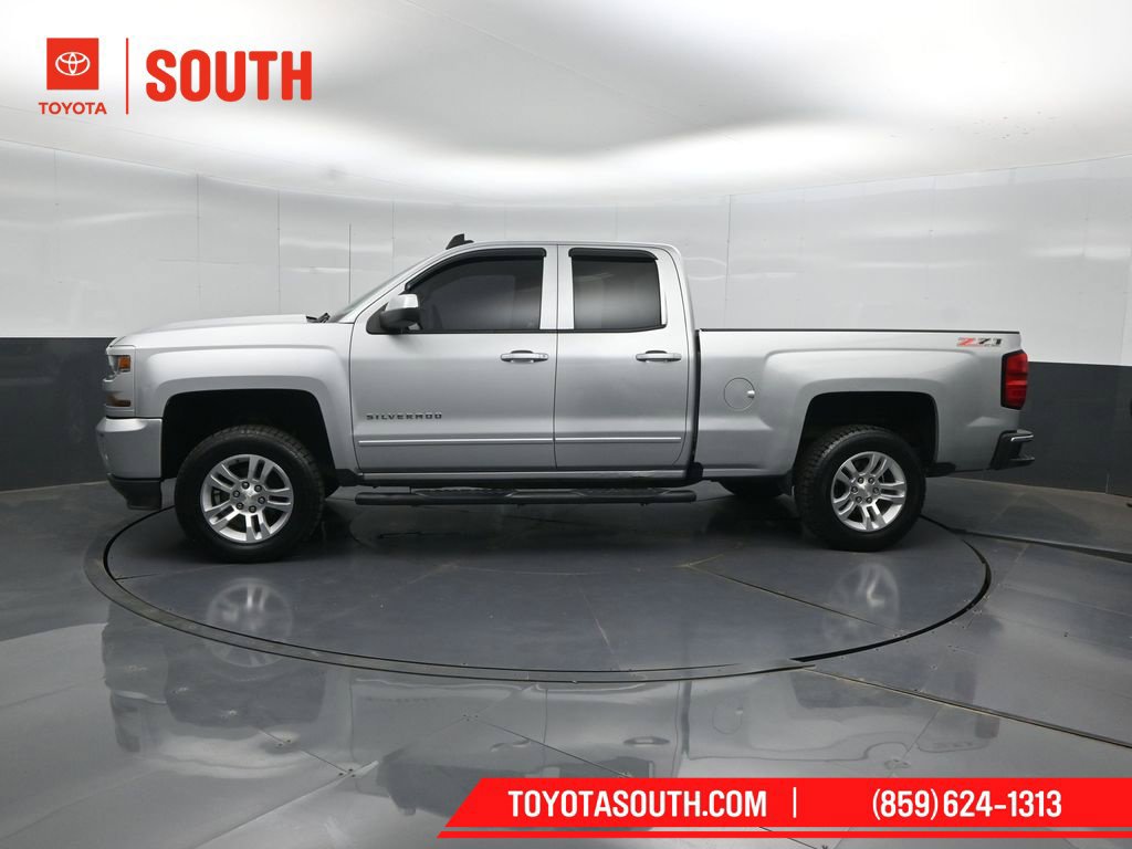 Used 2017 Chevrolet Silverado 1500 LT w/ All Star Edition AWD/4WD image 7