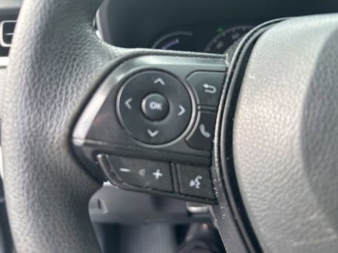Used 2024 Toyota RAV4 LE AWD/4WD image 9