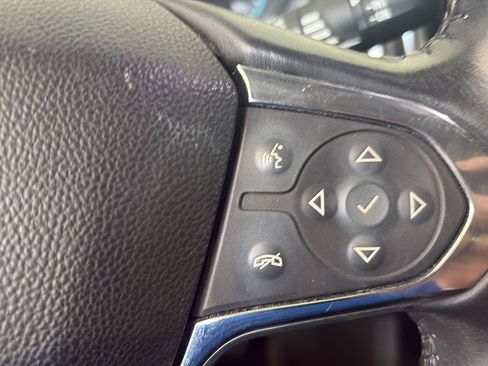 Used 2019 Chevrolet Traverse LT FWD image 18