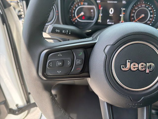 Used 2026 Jeep Gladiator Rubicon AWD/4WD image 23
