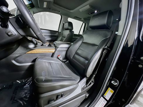 Used 2019 GMC Yukon Denali w/ Denali Ultimate Package AWD/4WD image 15
