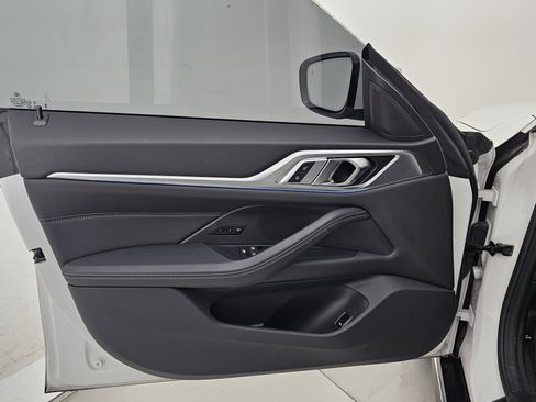 Used 2024 BMW 430i xDrive w/ Premium Package image 11