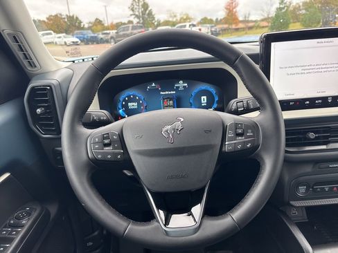 New 2025 Ford Bronco Sport Heritage w/ Convenience Package image 17