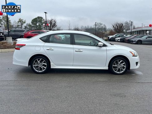 Used 2015 Nissan Sentra SR w/ Navigation Package image 4