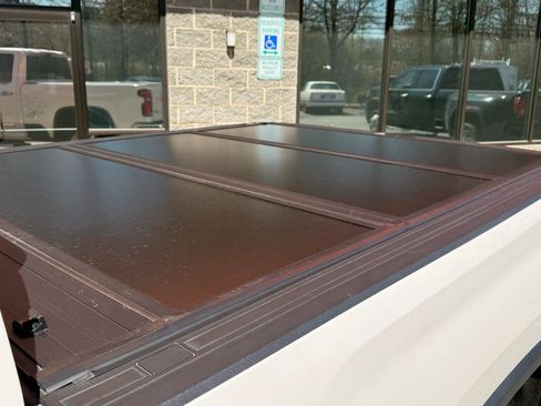 Used 2024 Chevrolet Silverado 2500 High Country w/ Technology Package image 10