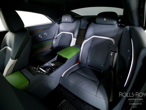 Used 2024 Rolls-Royce Spectre w/ Spectre Launch Package image 17