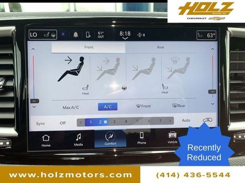 Used 2024 Chrysler Pacifica Touring-L image 15