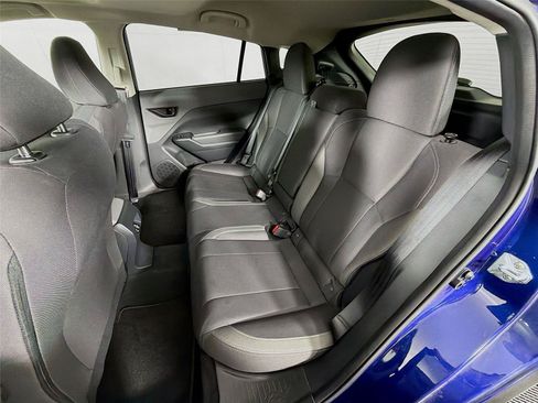 Used 2025 Subaru Crosstrek 2.5i Premium AWD/4WD image 25
