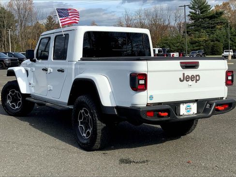 Certified 2022 Jeep Gladiator Mojave w/ Cold Weather Group image 10