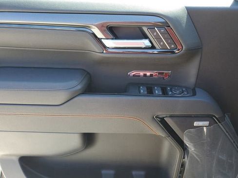 New 2026 GMC Sierra 1500 AT4 w/ AT4 Premium Package AWD/4WD image 18
