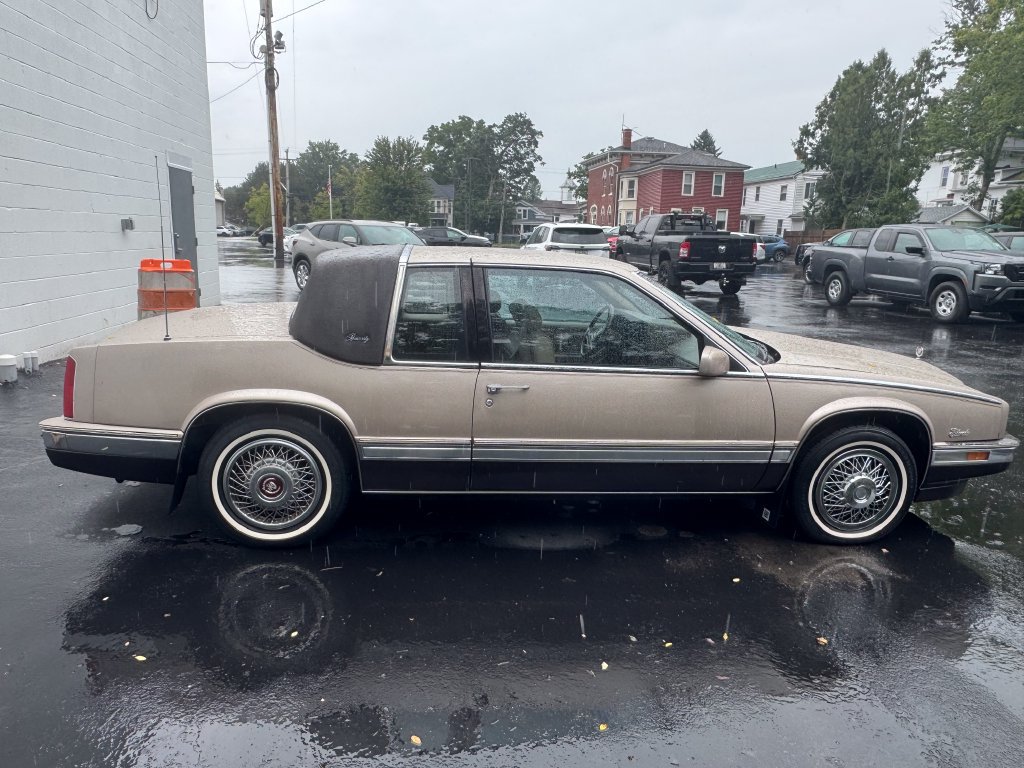 Used 1989 Cadillac Eldorado Coupe FWD image 8