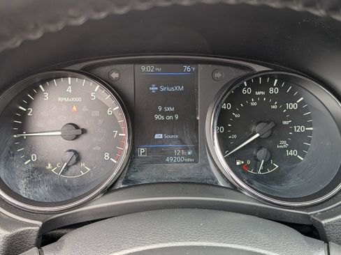 Used 2021 Nissan Rogue Sport SV FWD image 16