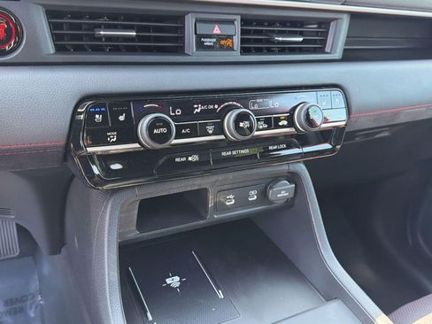 New 2026 Honda Pilot Black Edition image 17