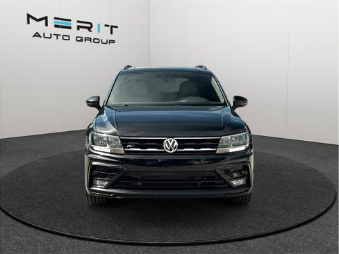 Used 2021 Volkswagen Tiguan SE R-Line FWD image 3