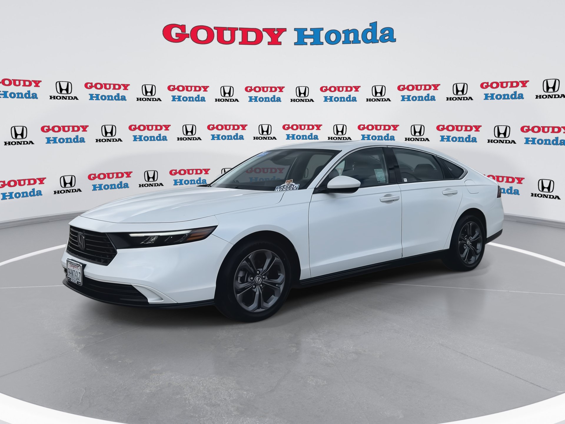 Certified 2023 Honda Accord EX image 4