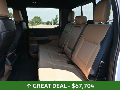 Used 2024 Ford F350 Lariat w/ Snow Plow Prep Package image 32