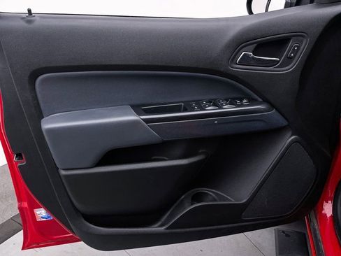 Used 2018 Chevrolet Colorado Z71 image 19