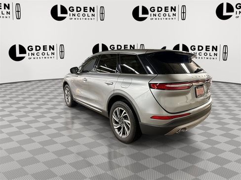 Certified 2023 Lincoln Corsair Standard w/ Equipment Group 101A image 6