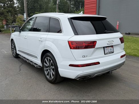 Used 2017 Audi Q7 3.0T Prestige AWD/4WD image 4
