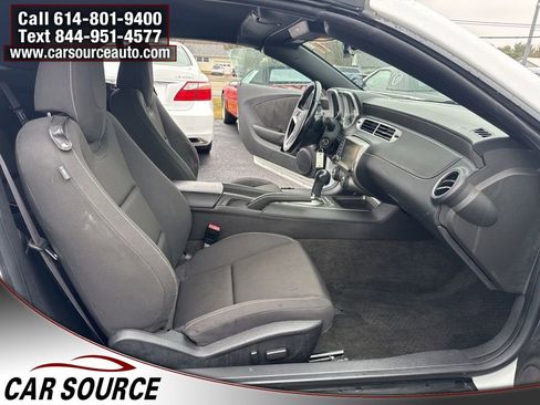 Used 2014 Chevrolet Camaro LT image 25