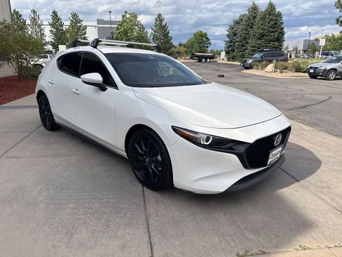 Used 2020 MAZDA MAZDA3 AWD Hatchback w/ Premium Pkg image 4