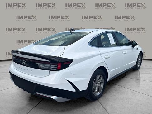Used 2026 Hyundai Sonata SE FWD image 3