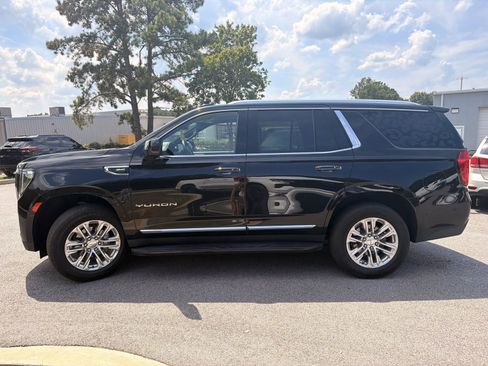 Used 2023 GMC Yukon SLT RWD image 9