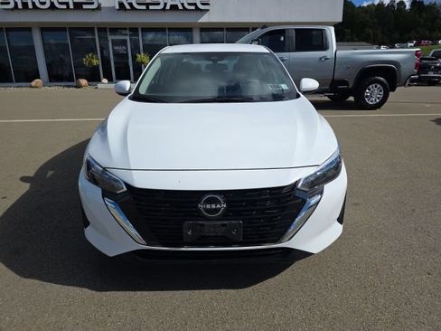Used 2024 Nissan Sentra S FWD image 3