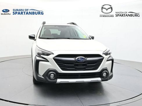 Certified 2025 Subaru Outback Limited AWD/4WD image 2