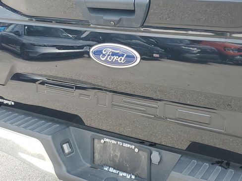 Used 2020 Ford F150 XLT image 12