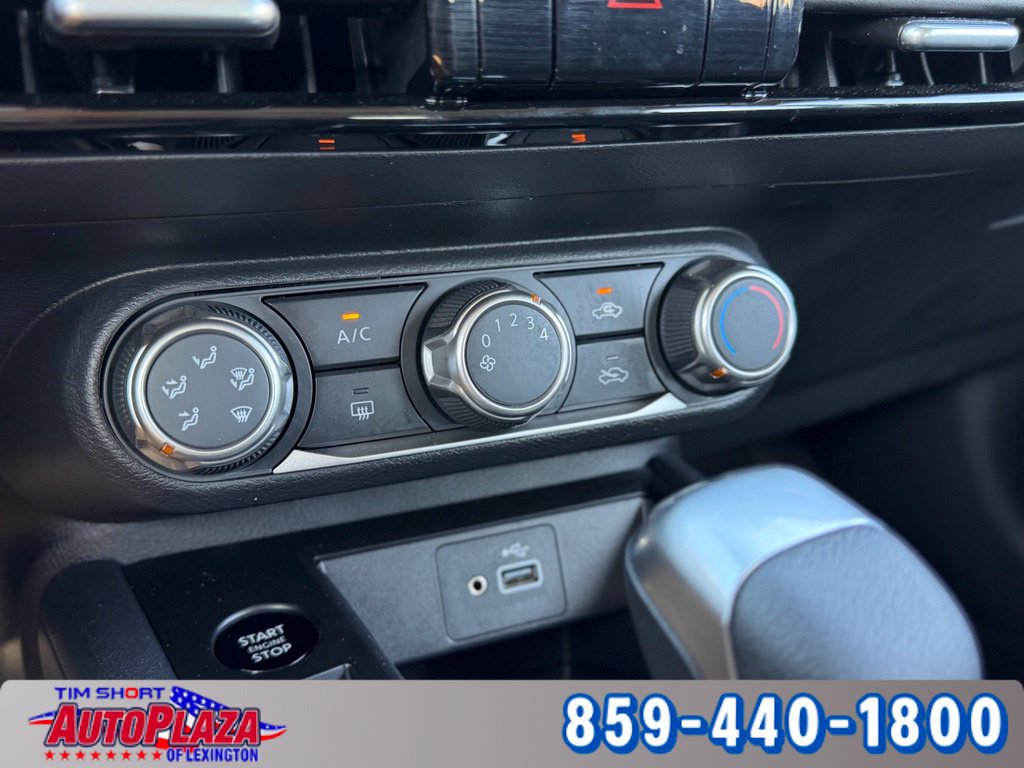Used 2025 Nissan Kicks S AWD/4WD image 22