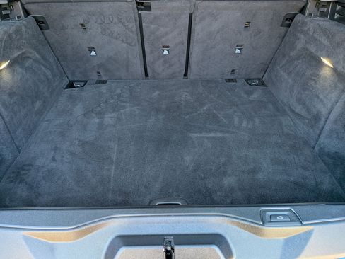 Used 2022 BMW X5 xDrive40i w/ Premium Package image 33