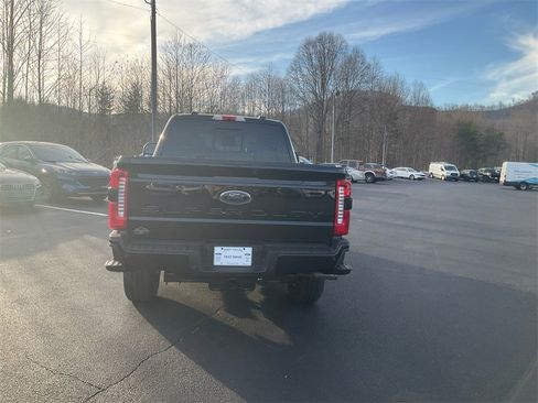 New 2026 Ford F250 Lariat w/ Black Appearance Package image 6