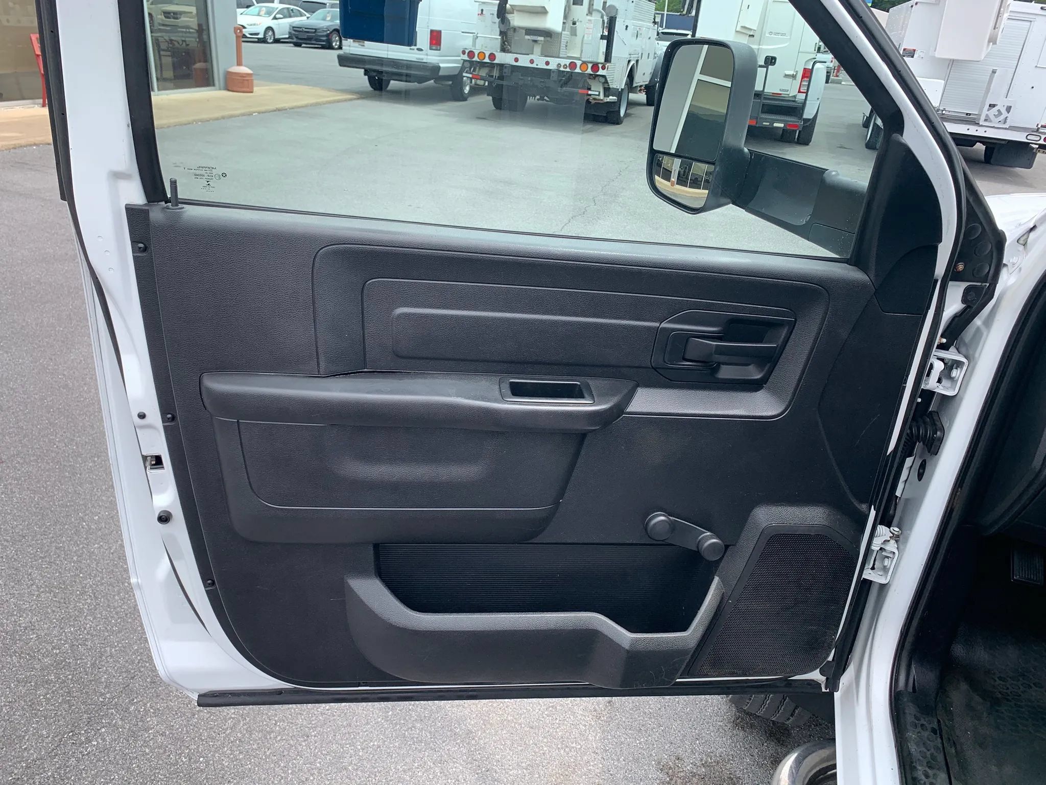 Used 2016 RAM 5500 Tradesman w/ Payload Upgrade Package RWD image 9